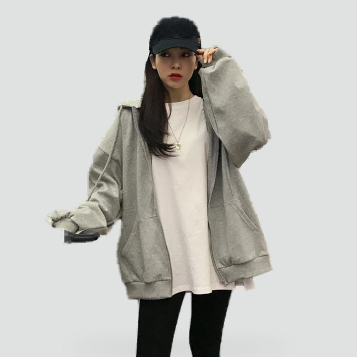 Women's relaxed zip-front hooded hoodie with long sleeves and large front pockets