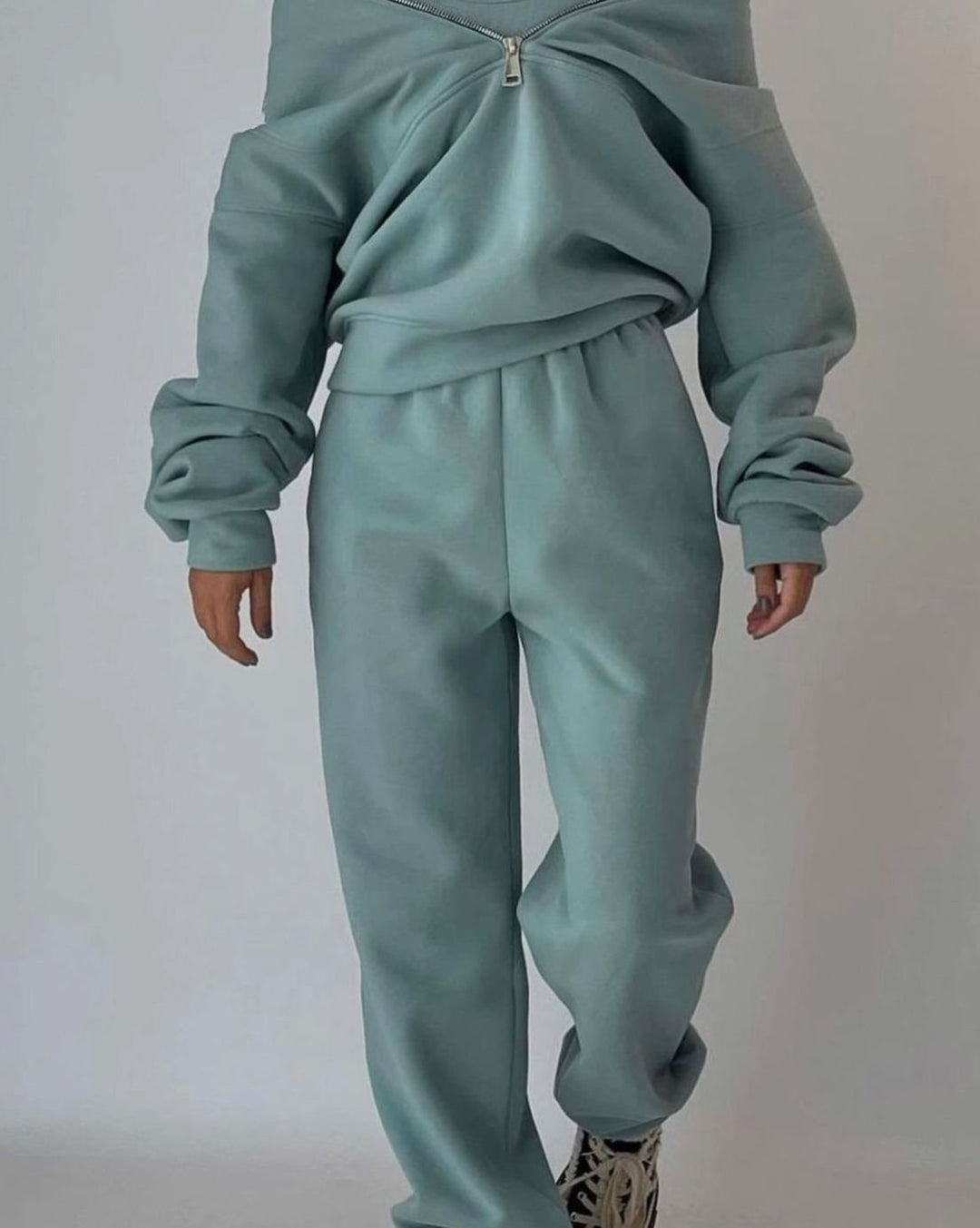 Women's cropped zip sweatshirt tracksuit set with mock neck and matching bottom
